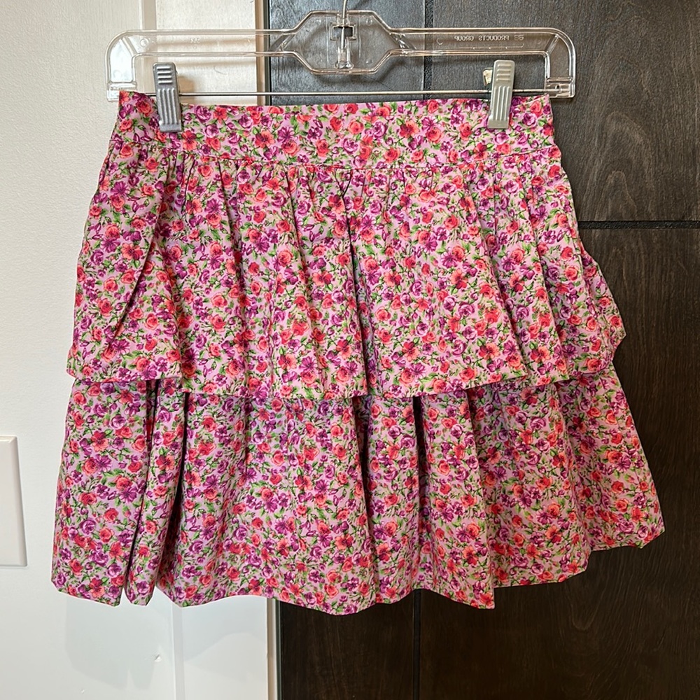 NEW shein skirt. Looks like fancy love shack.